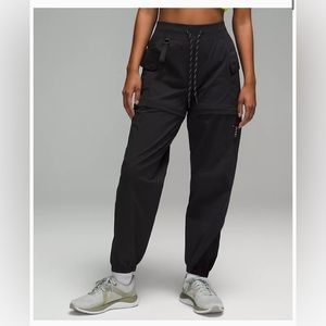 Lululemon Convertible Hiking Jogger (NWT)